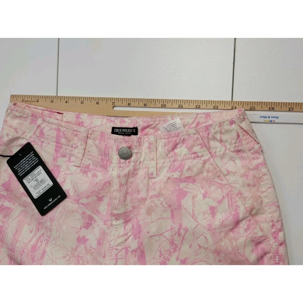 True Religion Women's Light Pink Baggy Camo Military Cargo Pants Size 26x32 NWT